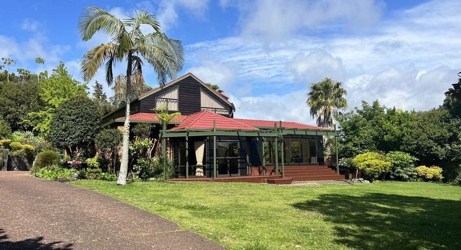 7 Aotearoa Terrace, Murrays Bay, Auckland - Carousel 2