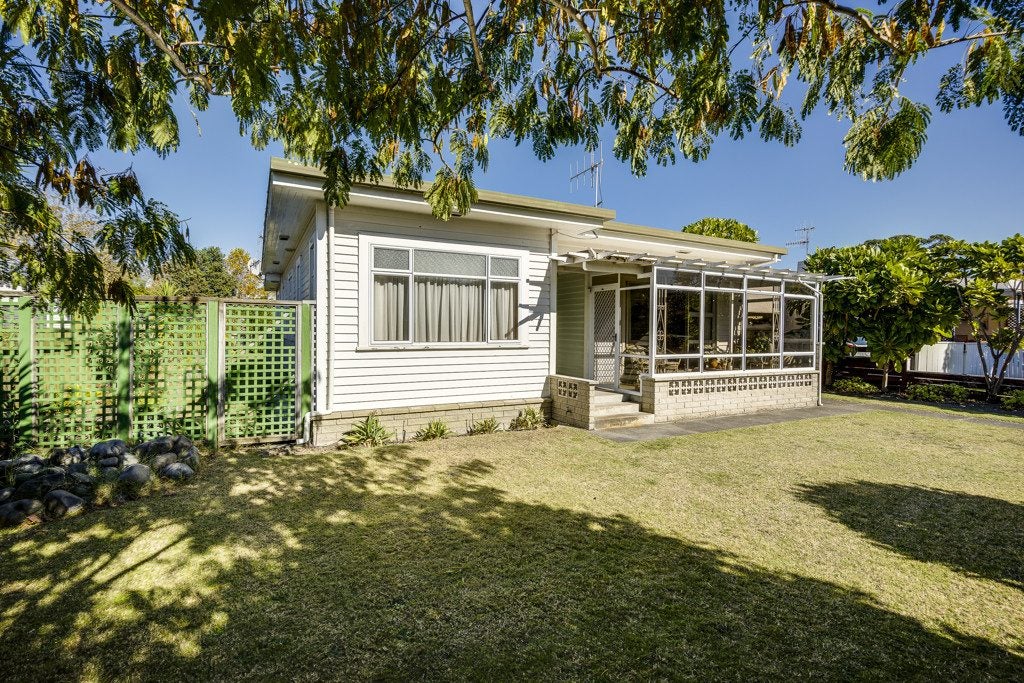 4 Logan Avenue, Marewa, Napier - Carousel 1