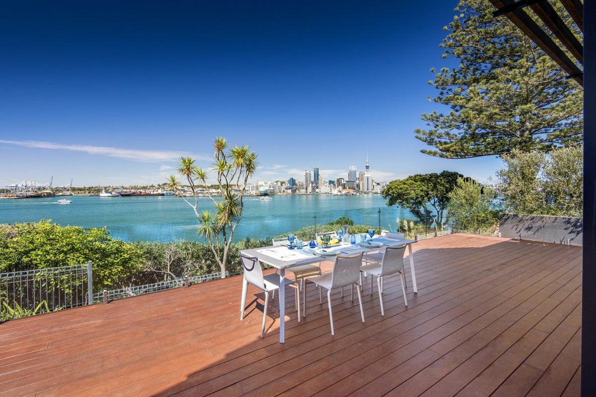 79A Stanley Point Road, Stanley Point, Auckland - Carousel 2
