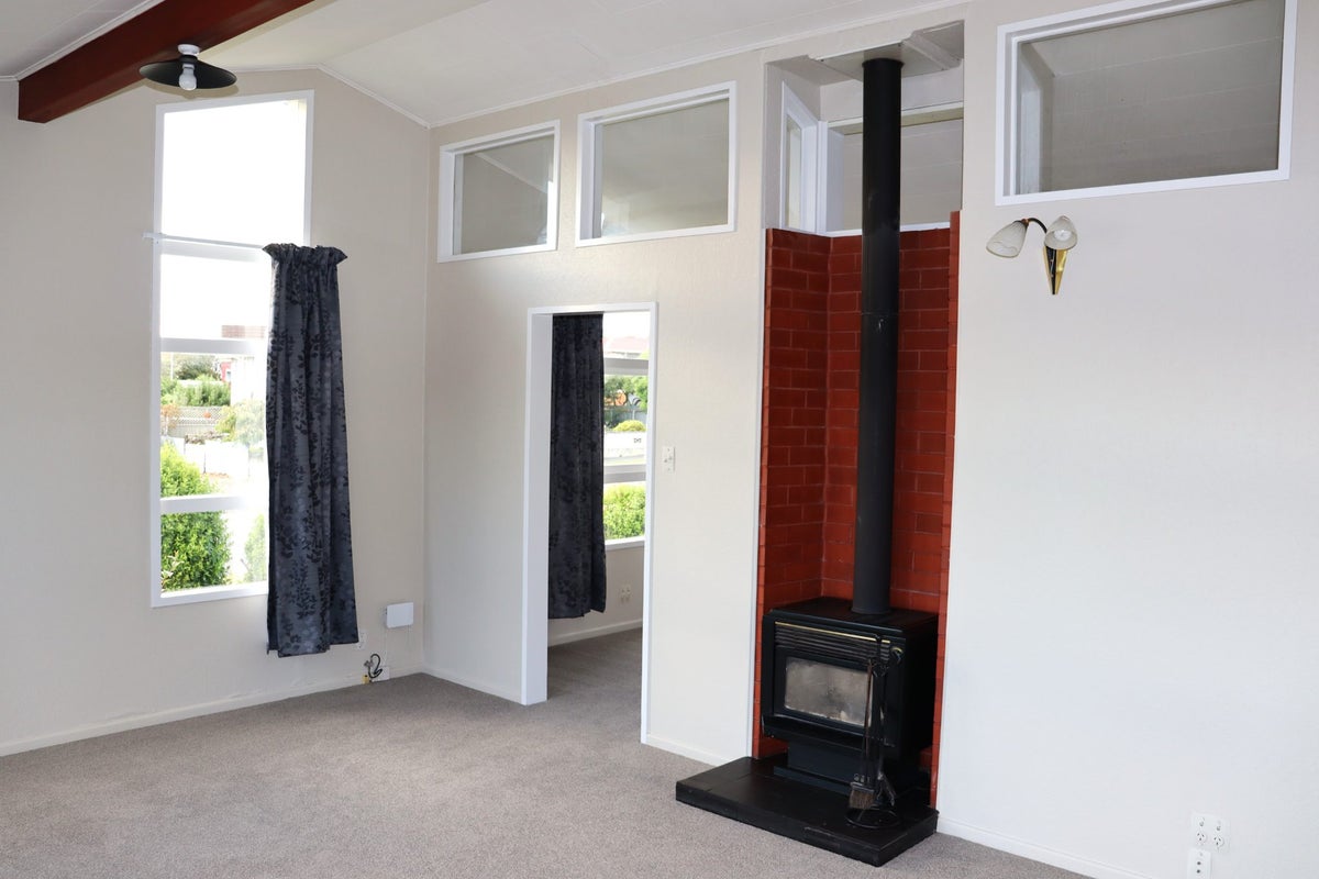32 Stuart Street, Holmes Hill, Oamaru - Carousel 2