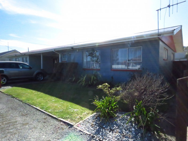 29 Wakefield Street, Westport, Westport - Carousel 1