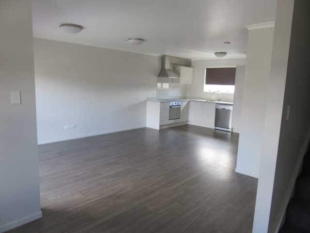 85 Chiefs Court, Hamilton East, Hamilton - Carousel 1
