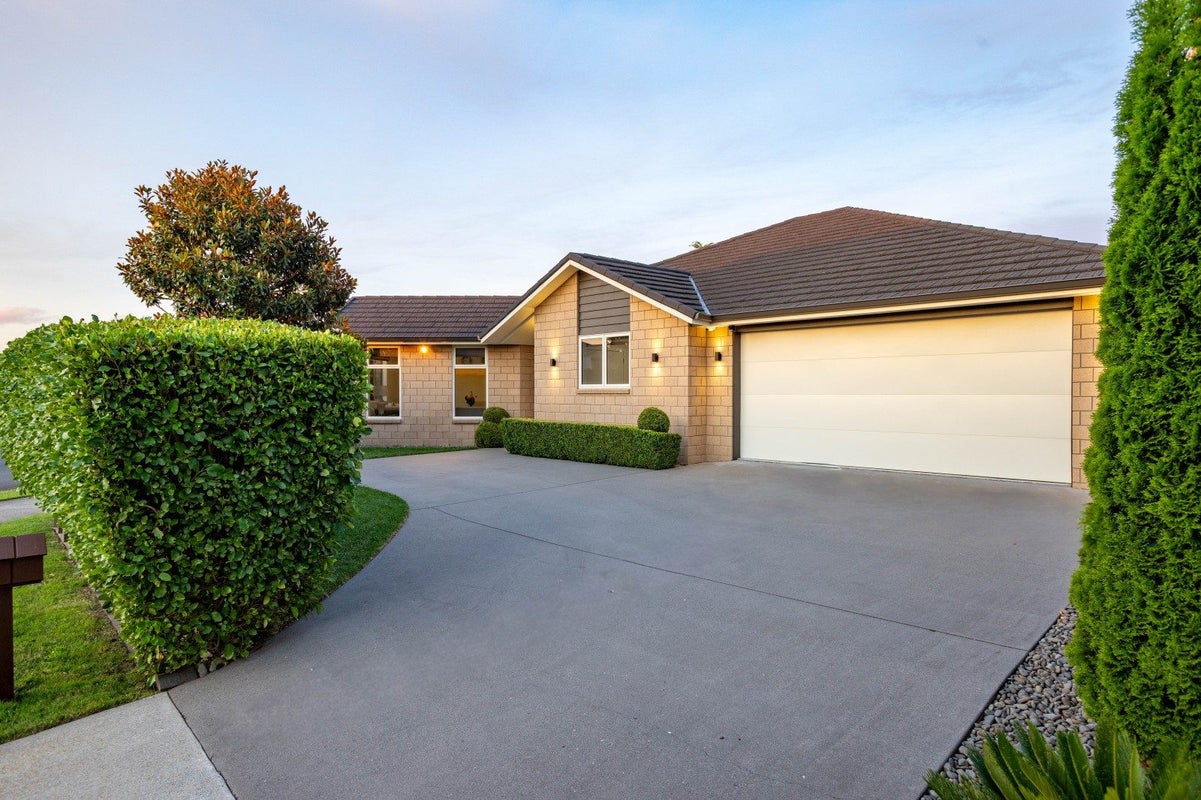 13 Roy Hilton Drive, Flagstaff, Hamilton - Carousel 1