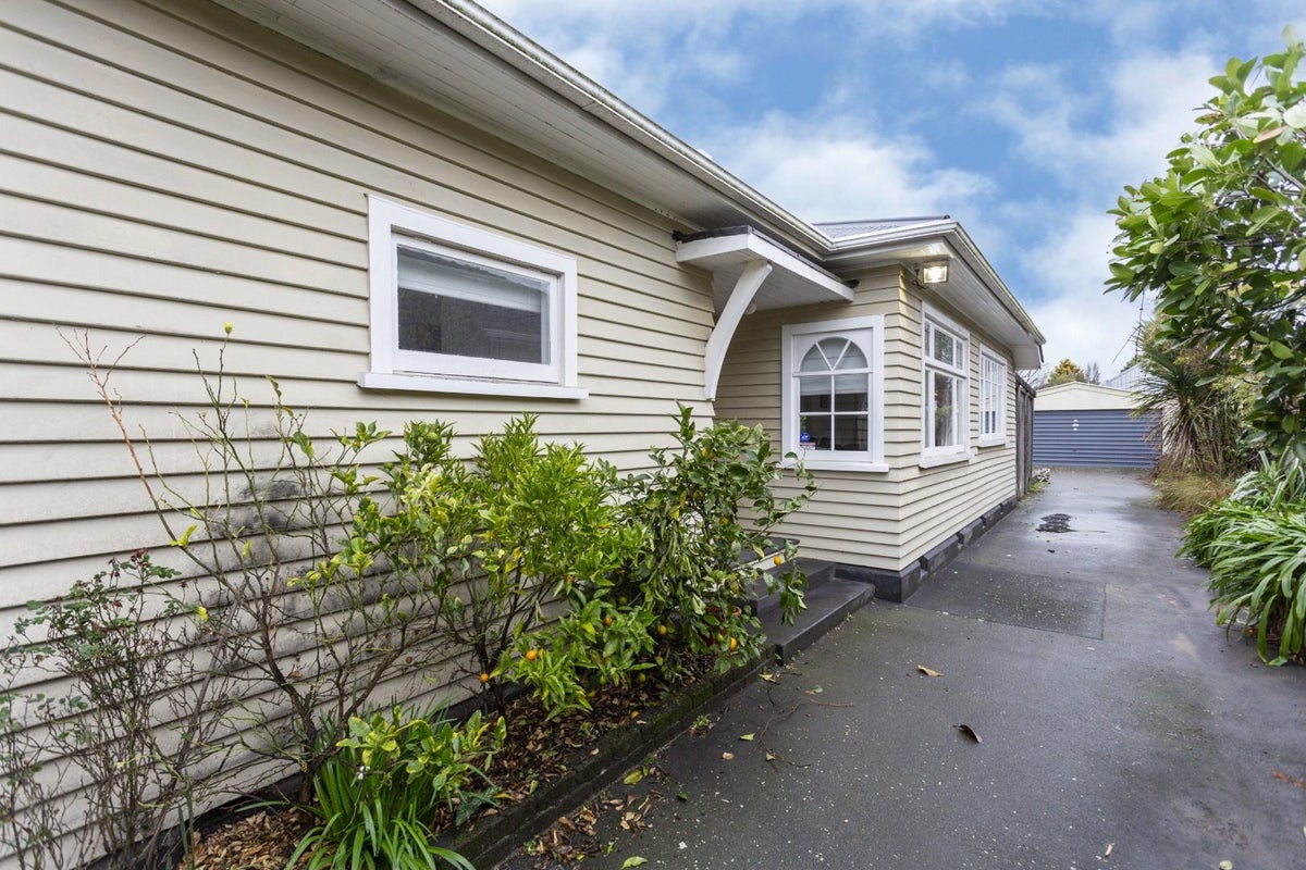 55 Barrington Street, Somerfield, Christchurch - Carousel 18