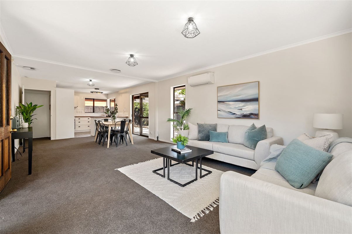 92 Apsley Drive, Avonhead, Christchurch - Carousel 2