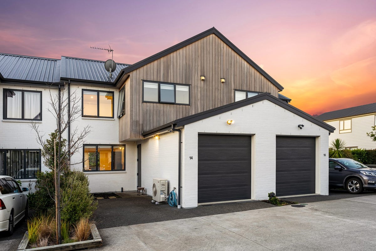 14 Tute Lane, Glen Innes, Auckland - Carousel 1