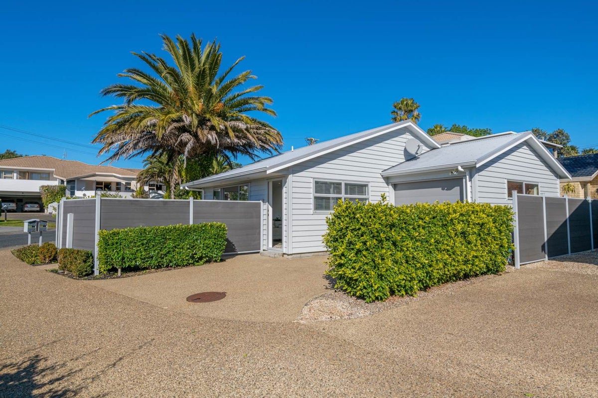 8A Beach Road, Manly, Whangaparaoa - Carousel 2