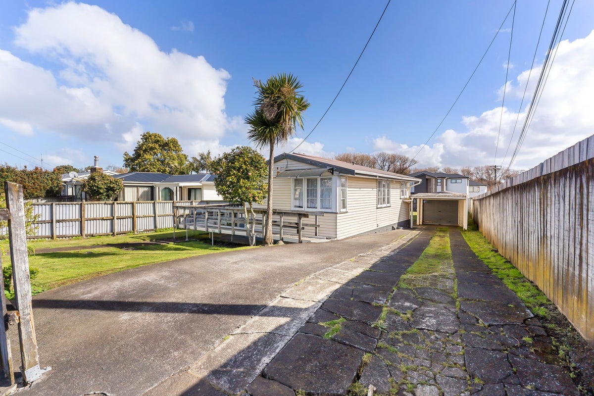 191 Richardson Road, Mount Albert, Auckland - Carousel 2