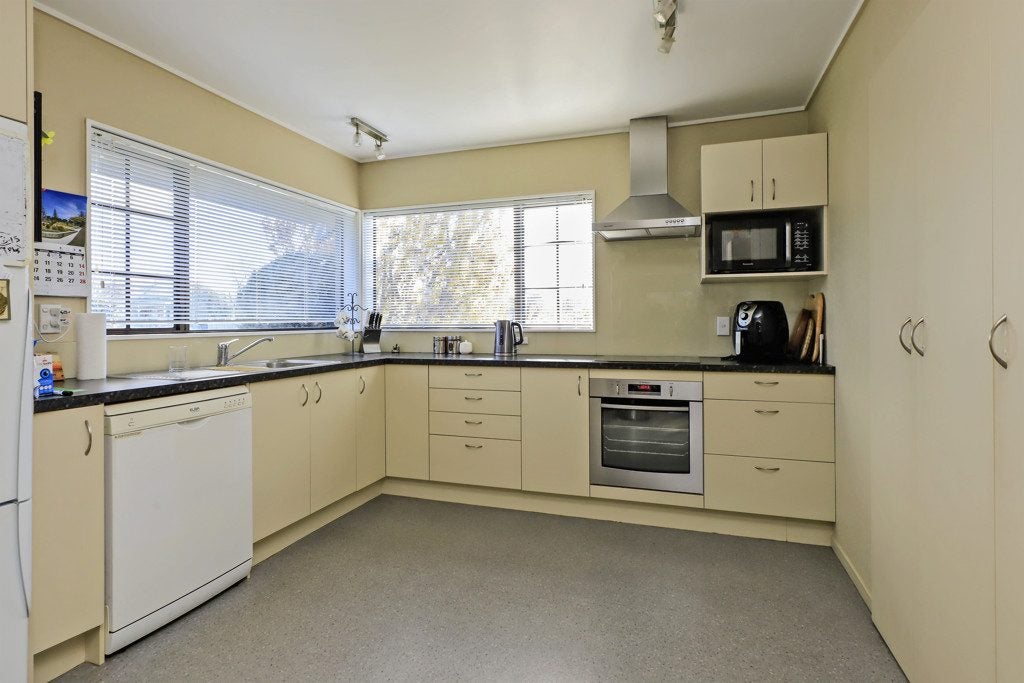 104 Gascoigne Street, Raureka, Hastings - Carousel 2