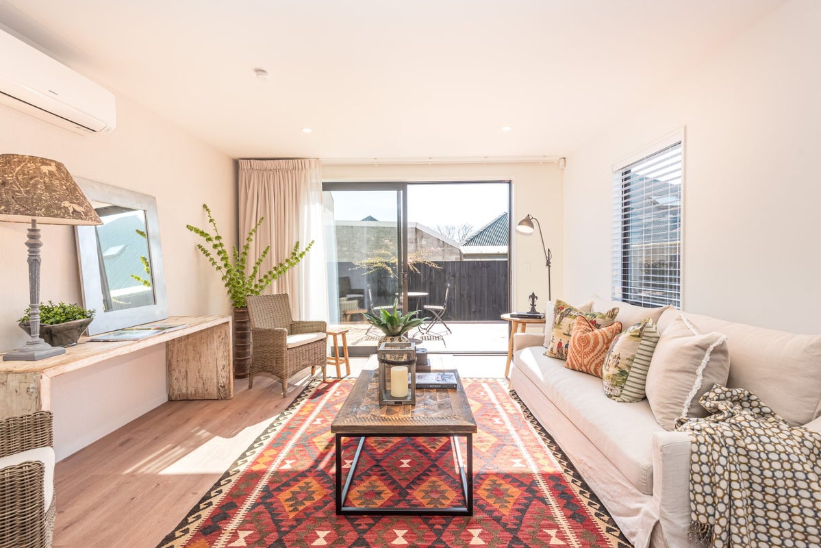 200B Springfield Road, St Albans, Christchurch - Carousel 1