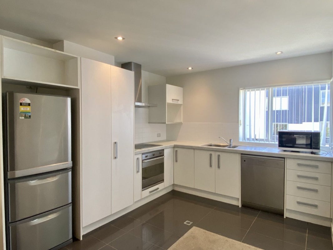 51/120 Rintoul Street, Newtown, Wellington - Carousel 2