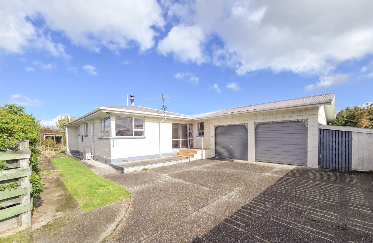 37 Baxter Street, Grasmere, Invercargill - Carousel 2