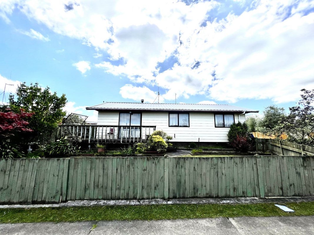 5 Peter Hall Drive, Kelvin Grove, Palmerston North - Carousel 17