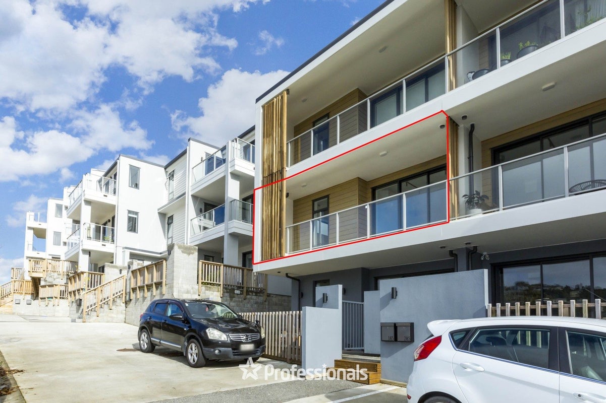 3/65 Tiketike Way, Brooklyn, Wellington - Carousel 2