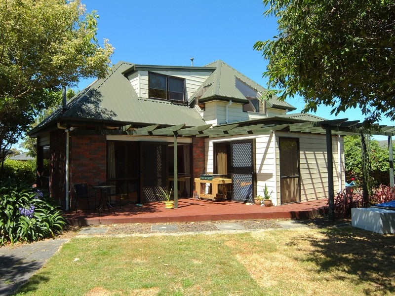 94 Amberley Avenue, Highbury, Palmerston North - Carousel 2