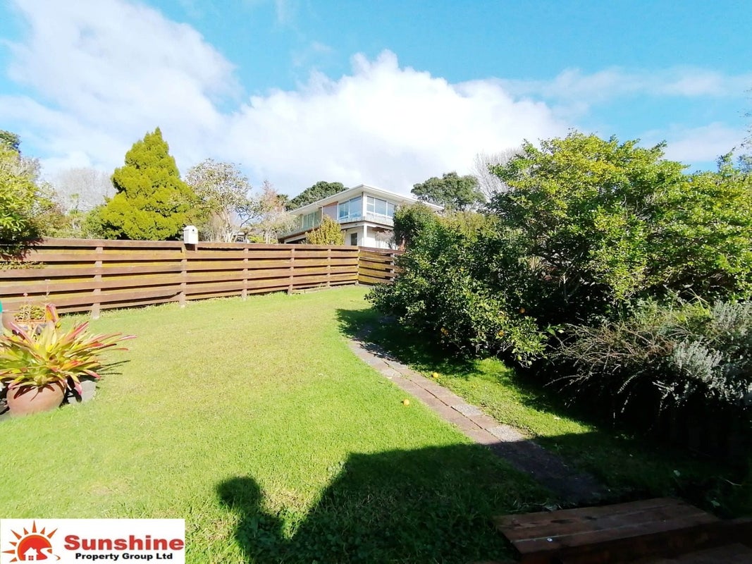 29 Galaxy Drive, Mairangi Bay, Auckland - Carousel 13