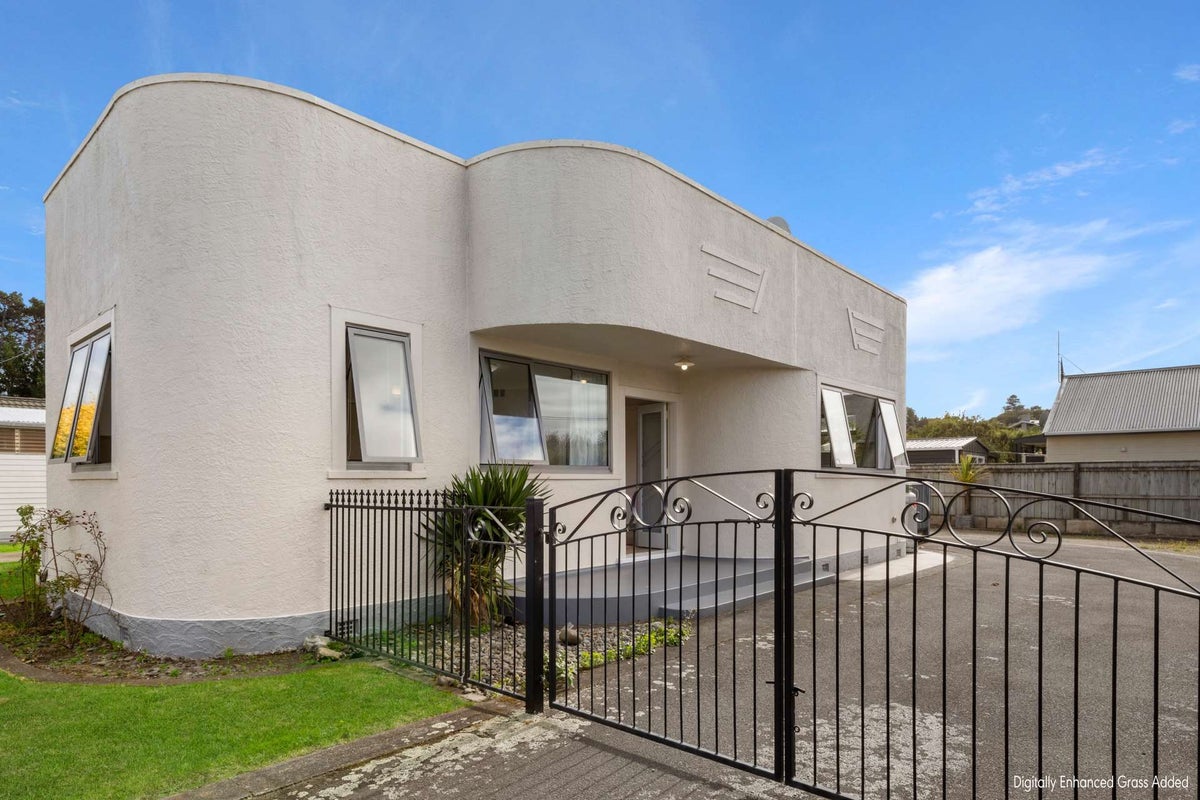 102 Peakes Road, Springvale, Whanganui - Carousel 1