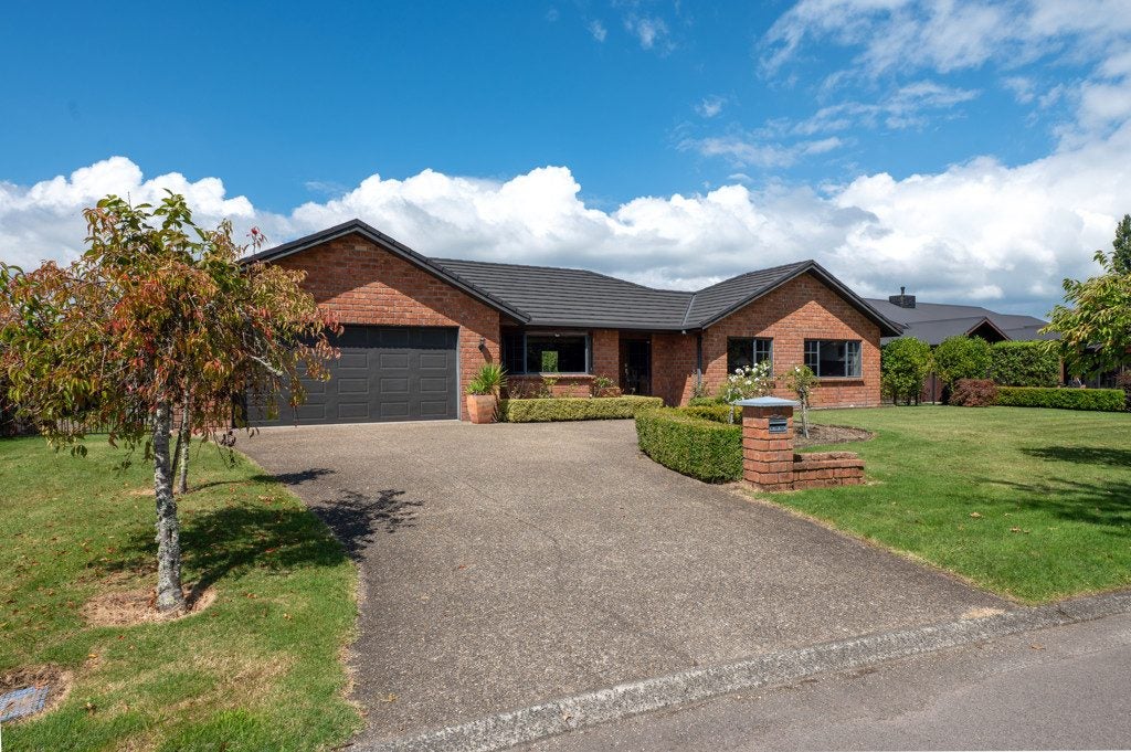 22 Holden Avenue, Holdens Bay, Rotorua - Carousel 2