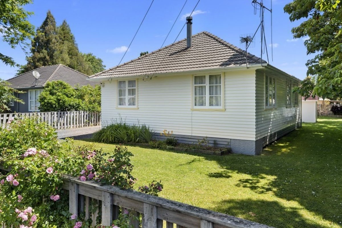 369 Peachgrove Road, Fairfield, Hamilton - Carousel 15