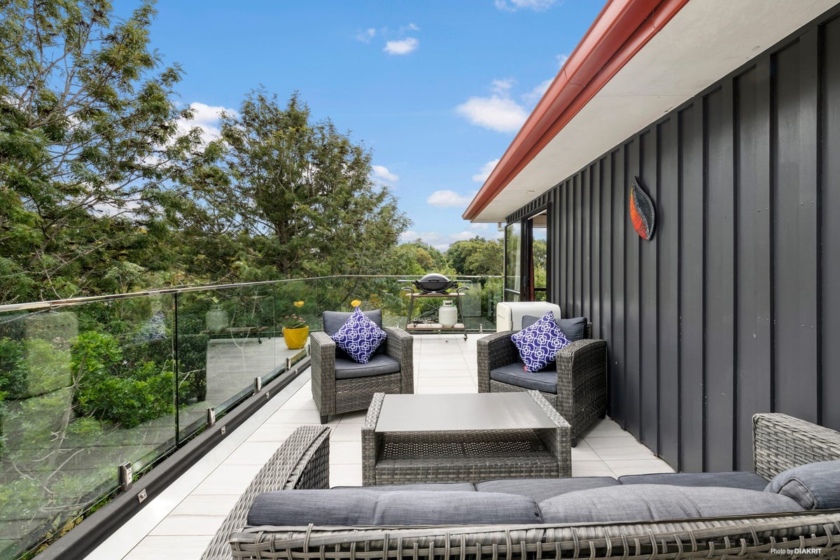 1/9 Aries Place, Shelly Park, Manukau - Carousel 2