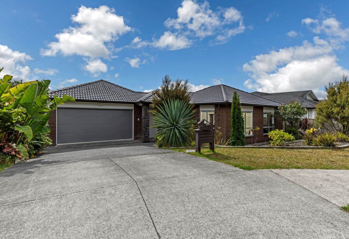 14 Ruth Craig Place, Stanmore Bay, Whangaparaoa - Carousel 1
