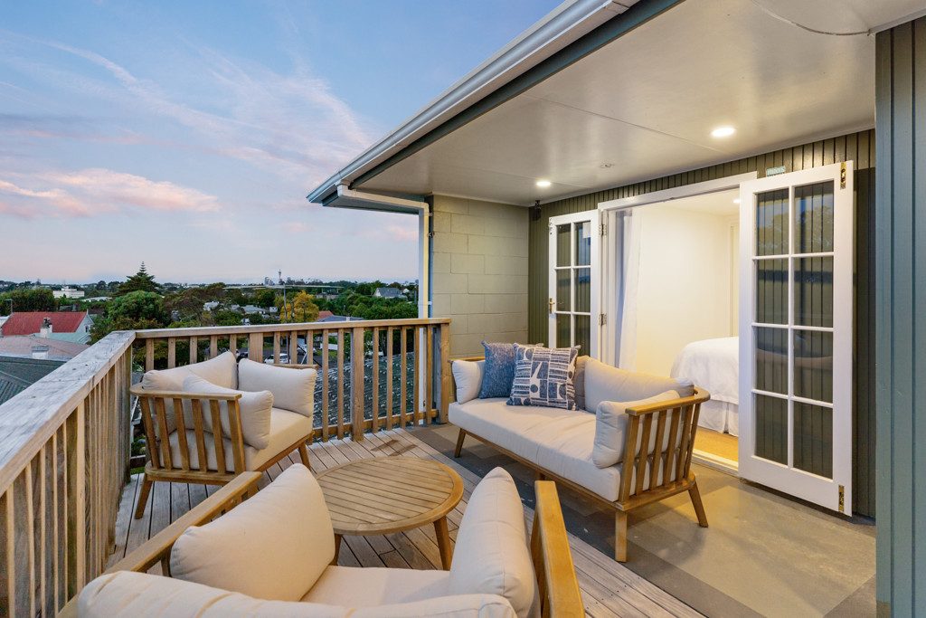 2C Thomas Avenue, Mount Albert, Auckland - Carousel 2