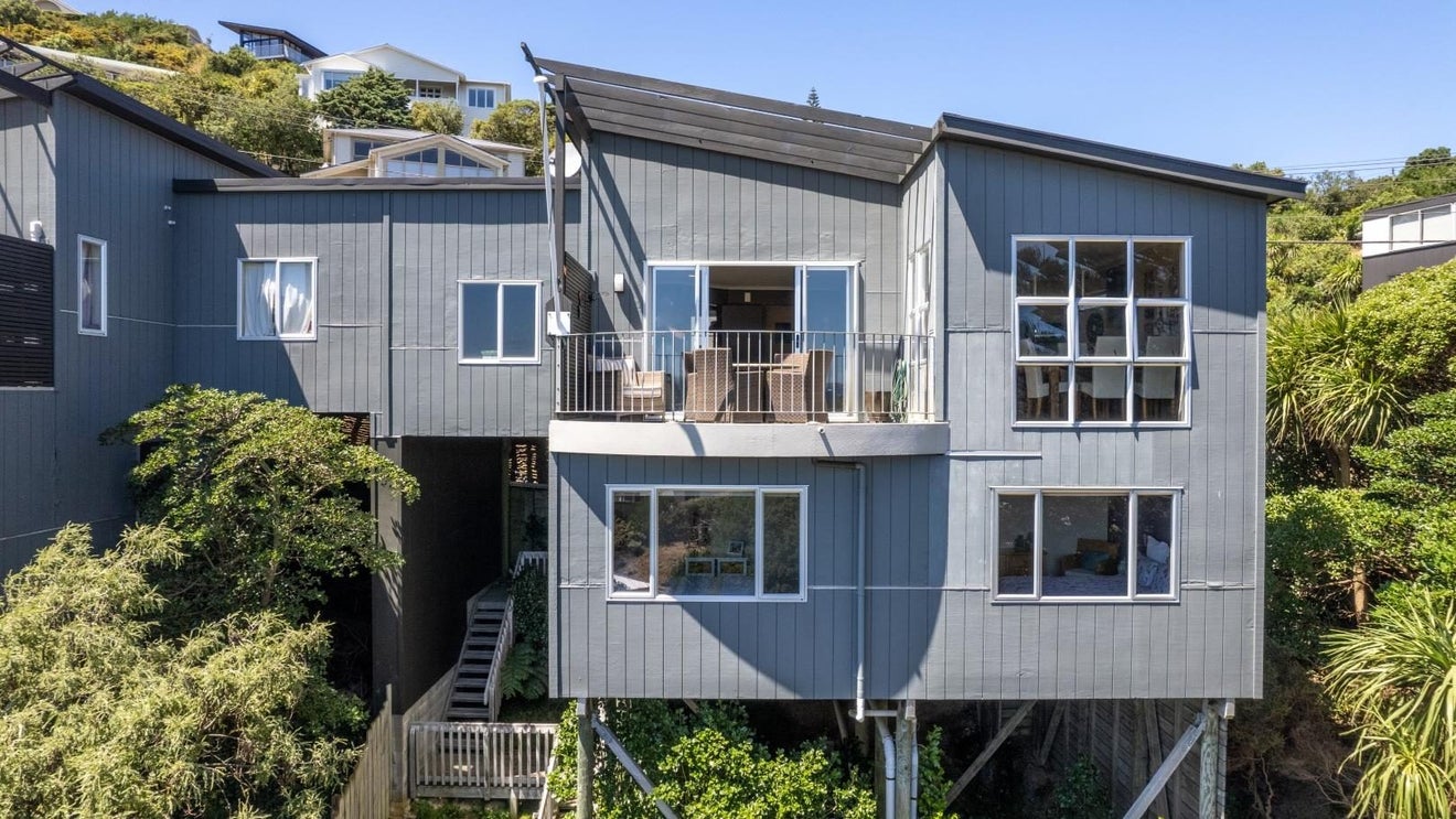 132 Sidlaw Street, Strathmore Park, Wellington - Carousel 1