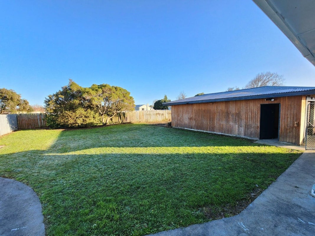 9 Wilson Crescent, Highbury, Palmerston North - Carousel 9