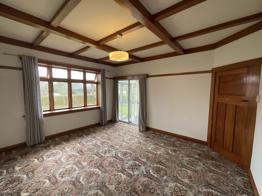 23 Norman Street, Lower Vogeltown, New Plymouth - Carousel 2