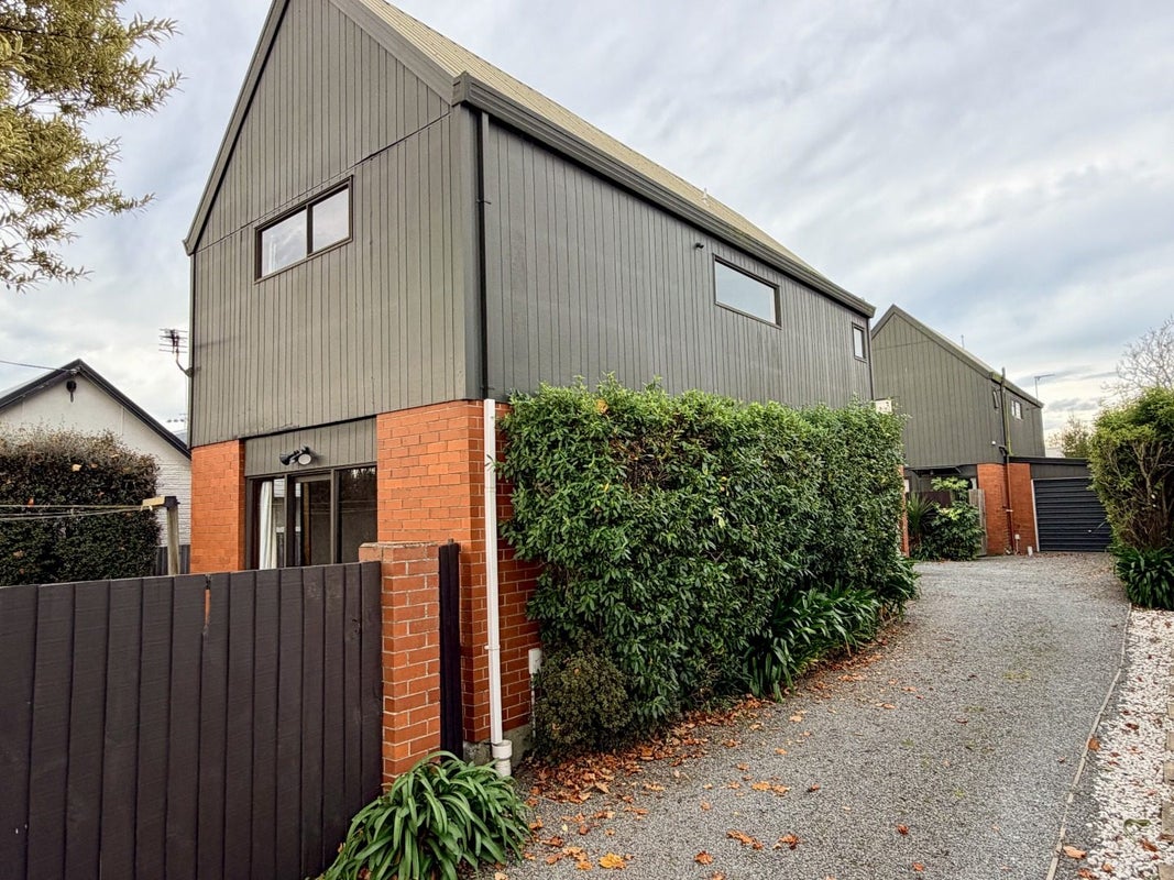 1/56 Trafalgar Street, St Albans, Christchurch - Carousel 1