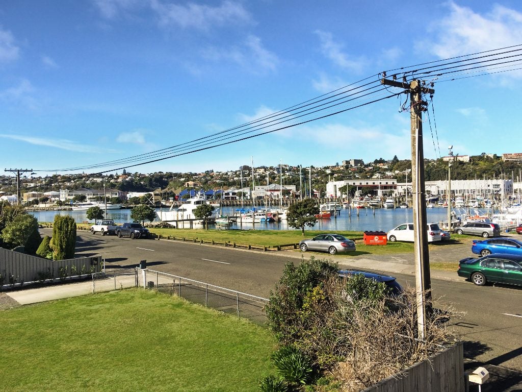1/8 Meeanee Quay, Westshore, Napier - Carousel 1