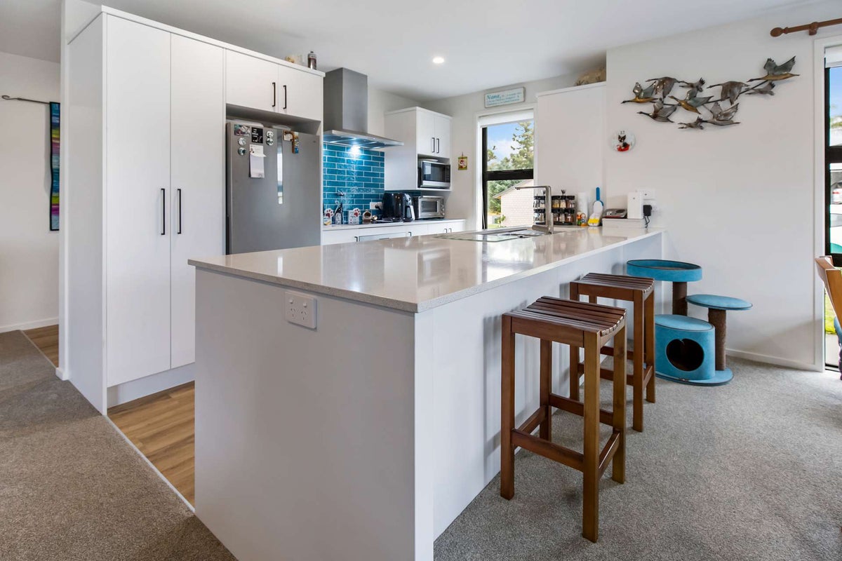 2 Fintona Street, Katikati, Katikati - Carousel 2