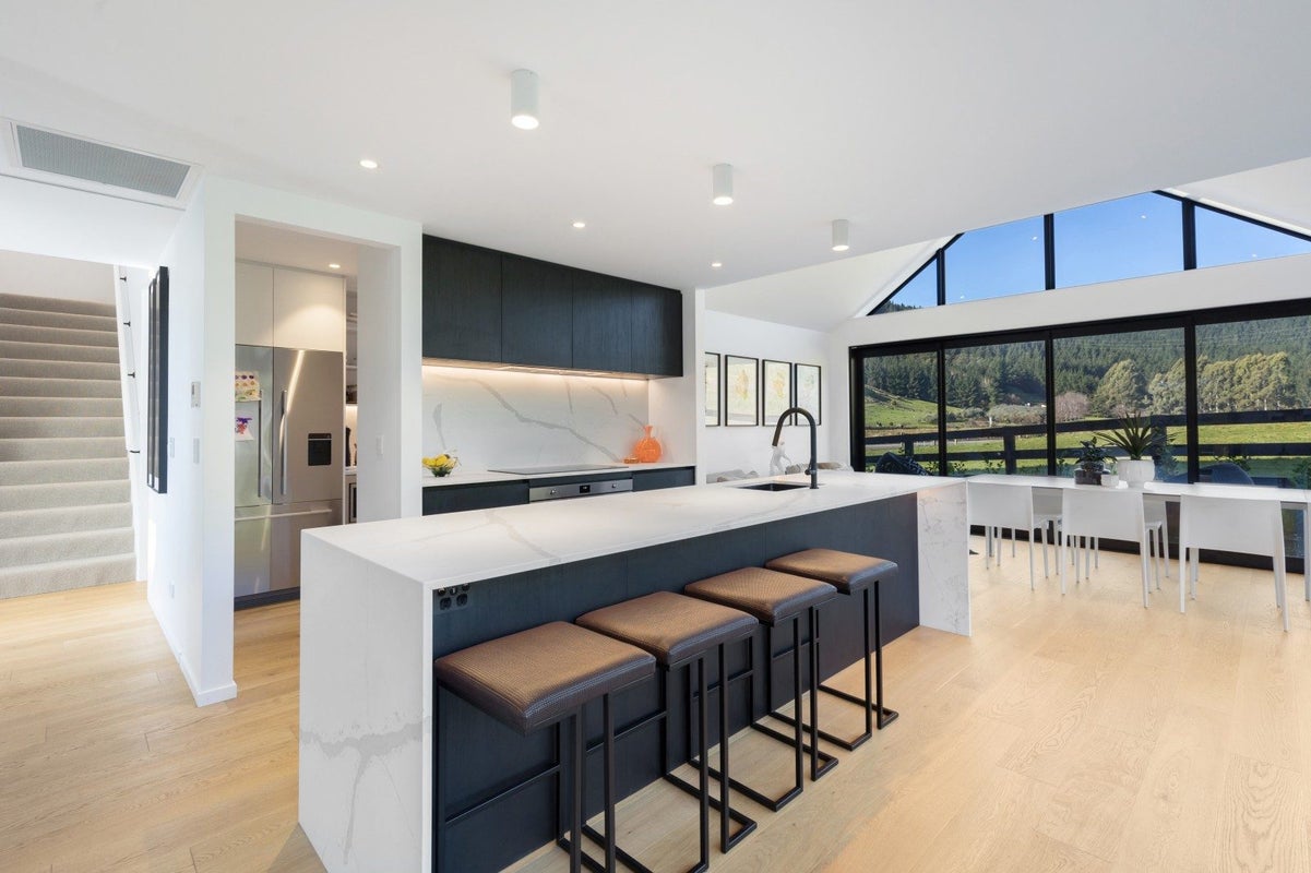 4 Betty Roberts Lane, Cracroft, Christchurch - Carousel 1