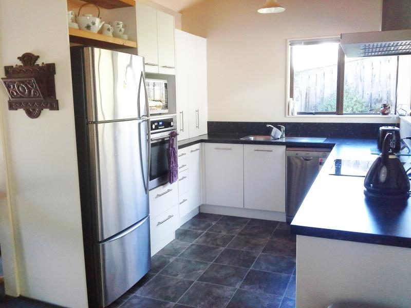 31 Salcombe Terrace, Welbourn, New Plymouth - Carousel 2