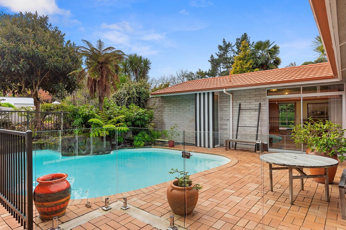 24 Cranwell Place, Hillcrest, Hamilton - Carousel 2