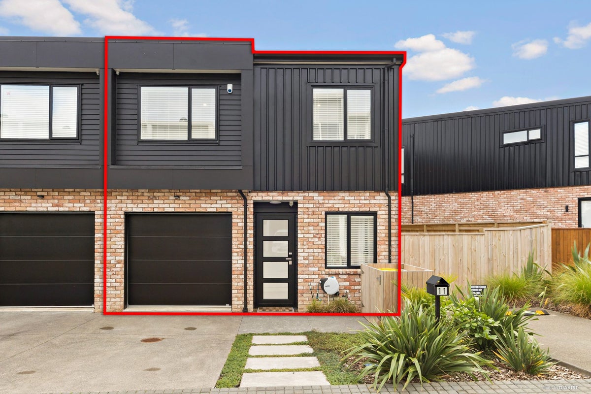11 Tamora Lane, Avondale, Auckland - Carousel 1