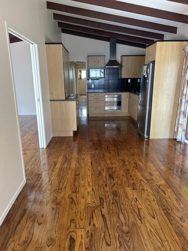 27A Belmont Terrace, Milford, Auckland - Carousel 2