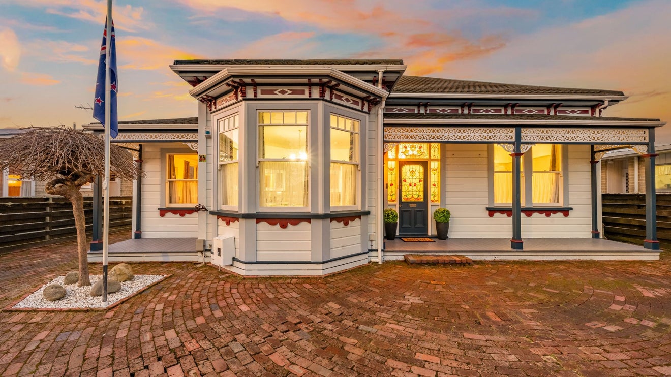37 Walters Street, Avalon, Lower Hutt - Carousel 1