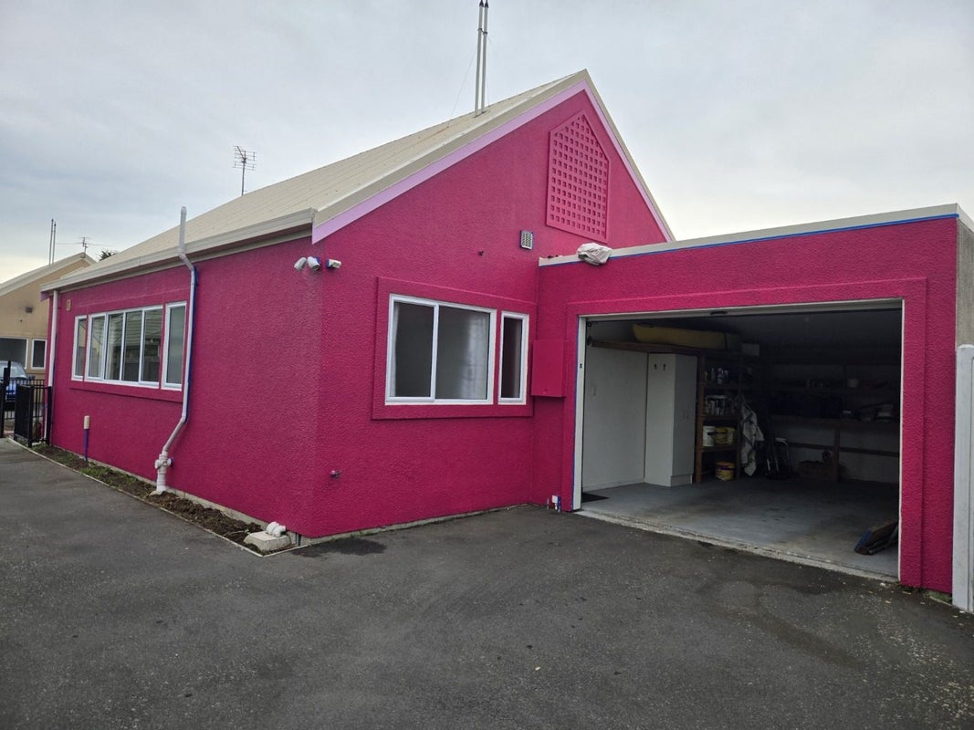 3/88 Hawke Street, New Brighton, Christchurch - Carousel 2