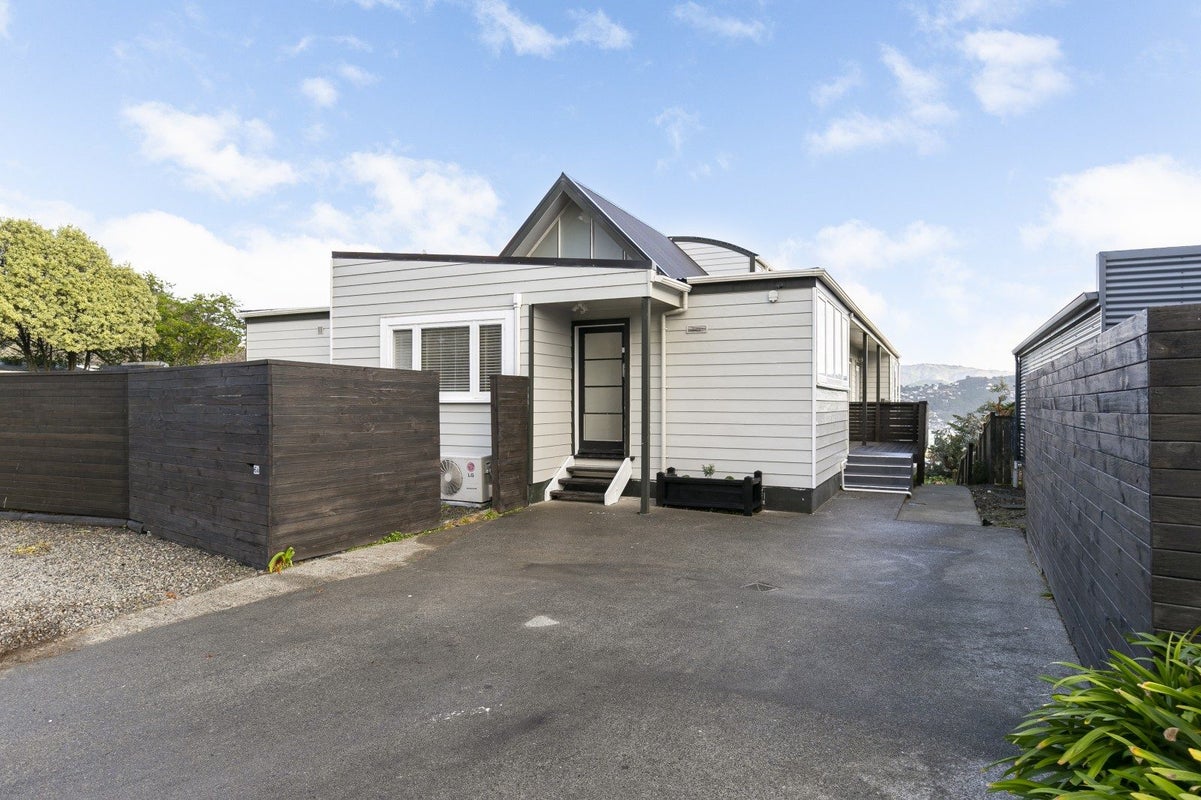 6A Ahuriri Street, Strathmore Park, Wellington - Carousel 1