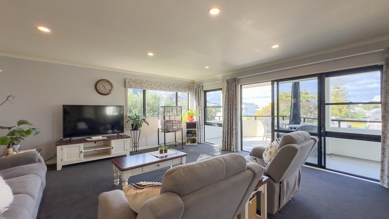 34 Pauanui Beach Road, Pauanui - Carousel 2