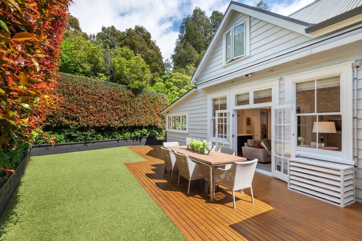 1/12A Moore Street, Hillcrest, Auckland - Carousel 2