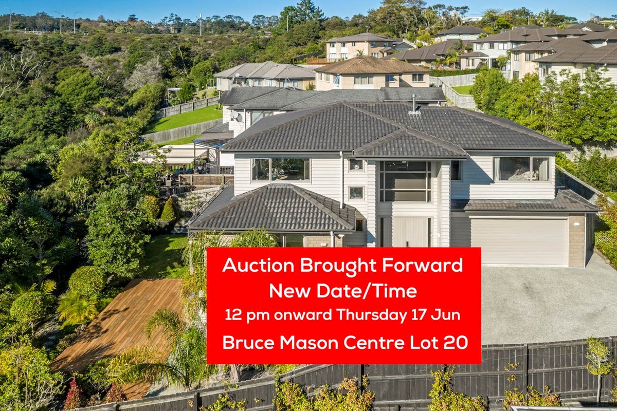10 Mural Place, Greenhithe, Auckland - Carousel 1