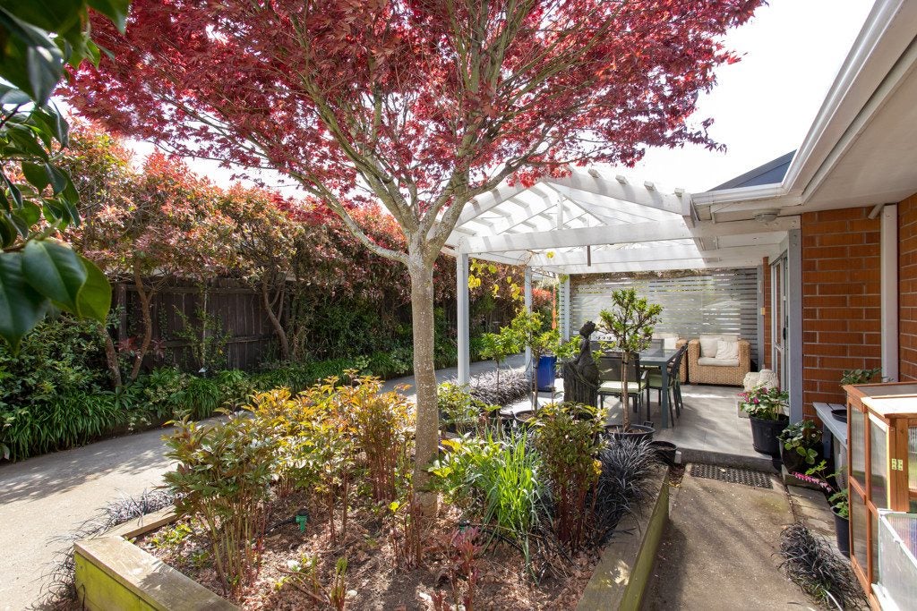 49B Ambleside Drive, Burnside, Christchurch - Carousel 1