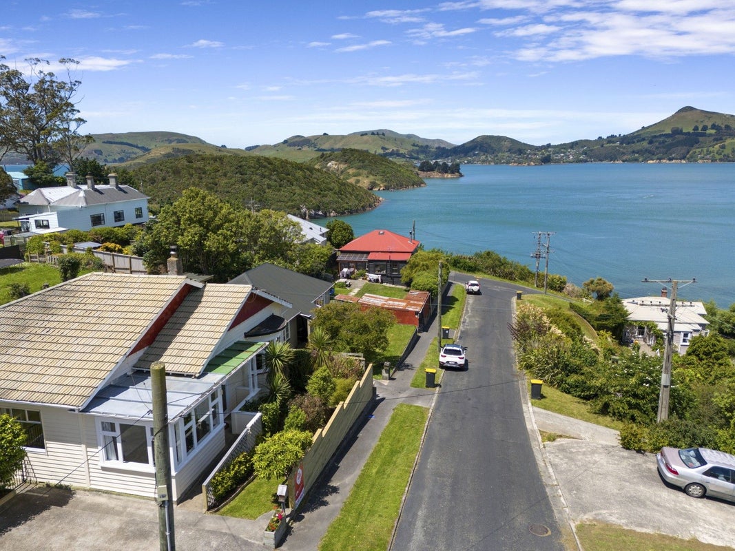 6 Burns Street, Port Chalmers, Dunedin - Carousel 2