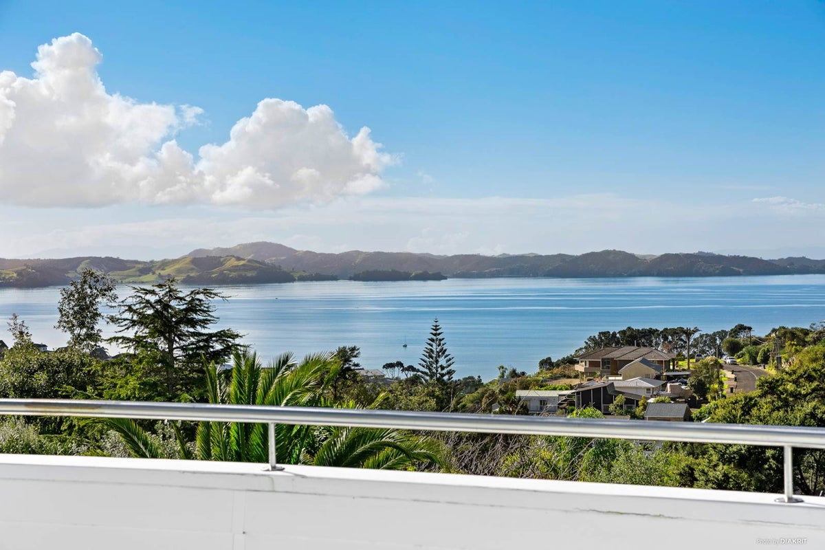 44A Maraetai School Road, Maraetai, Auckland - Carousel 1