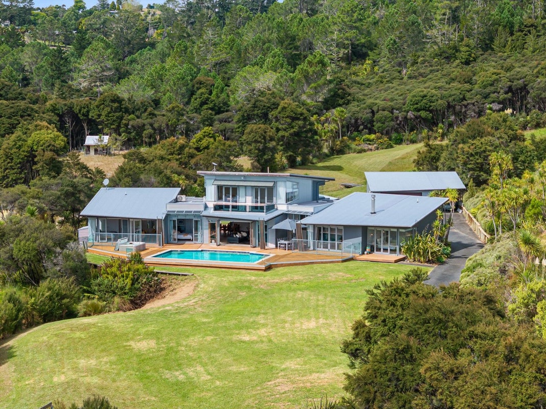 44A John Brian Drive, Redvale, Albany - Carousel 1