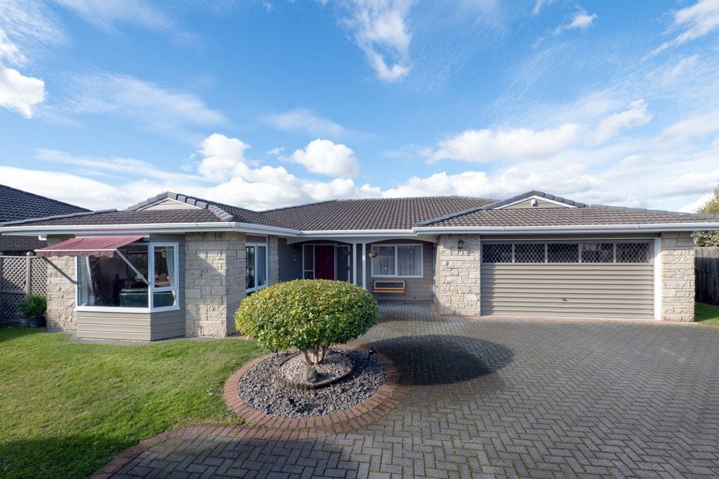 46 Lytton Street, Glenholme, Rotorua - Carousel 1