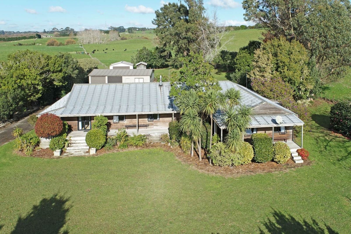 943 Glenbrook Road, Glenbrook, Pukekohe - Carousel 2