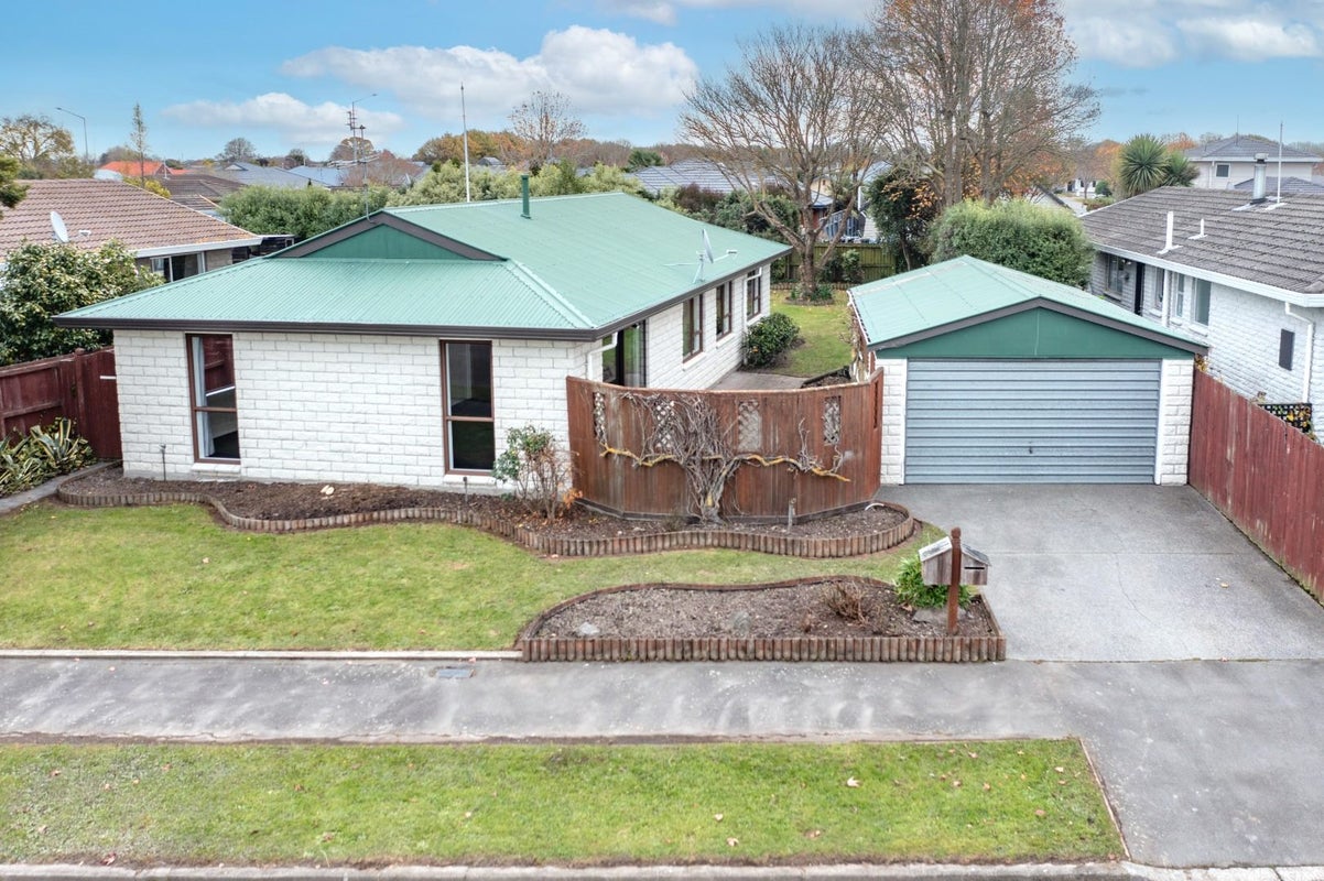 12 Te Maru Place, Redwood, Christchurch - Carousel 1